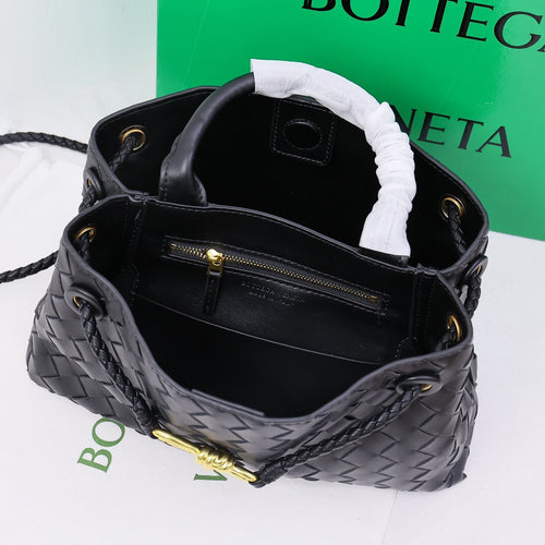حقيبة Andiamo من Bottega Veneta