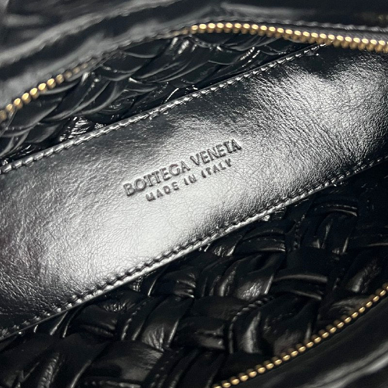 حقيبة Andiamo من Bottega Veneta