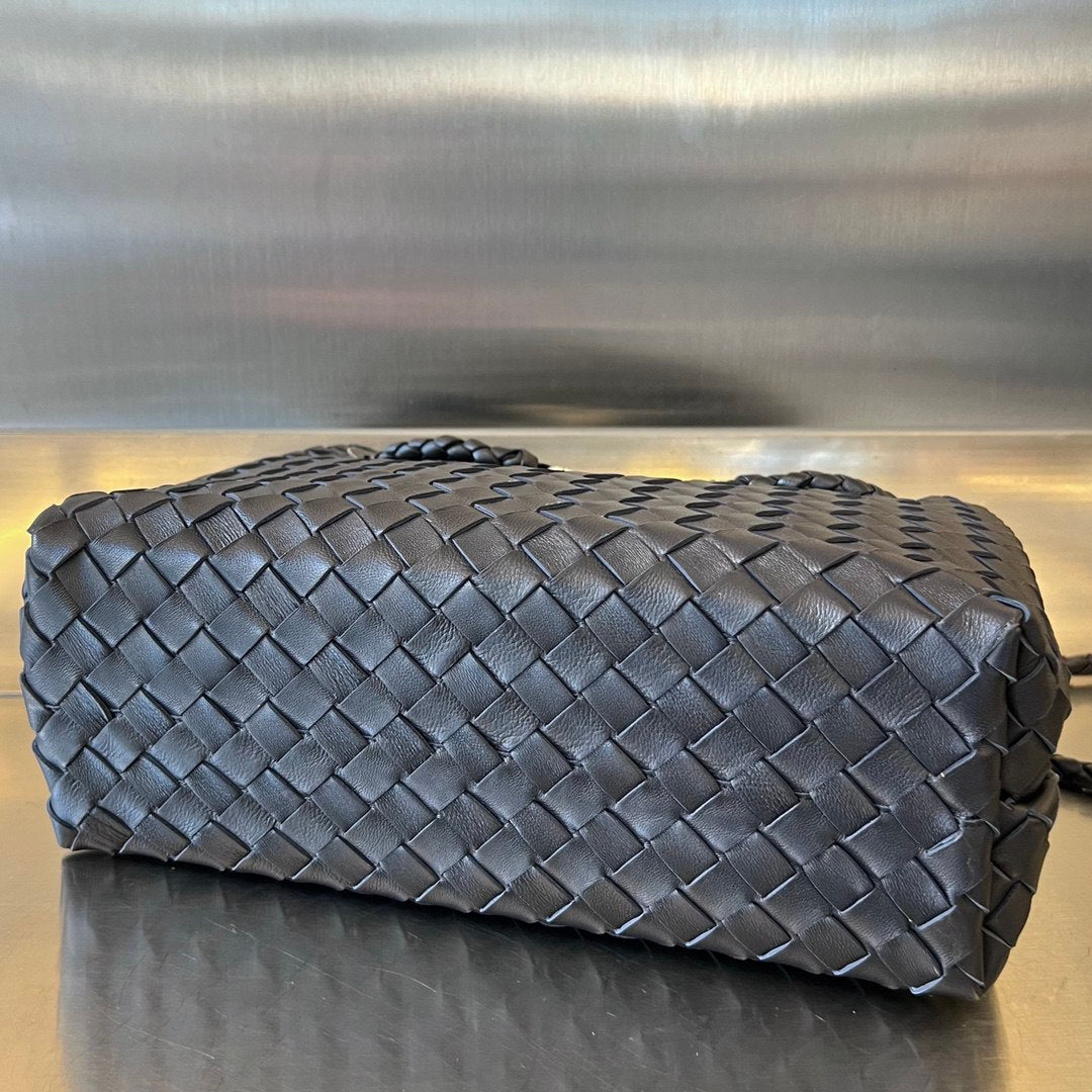 حقيبة Andiamo من Bottega Veneta