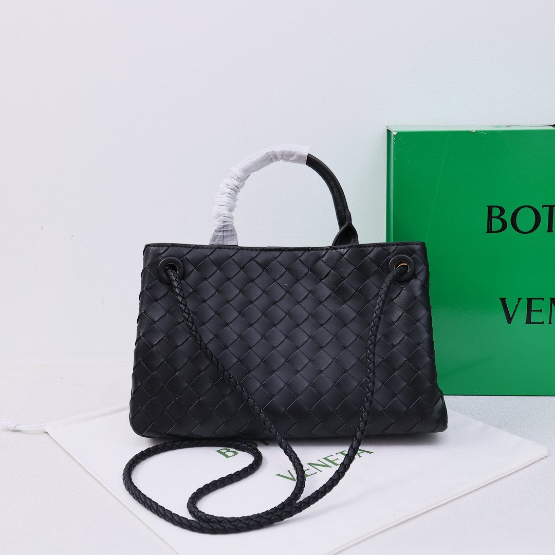 حقيبة Andiamo من Bottega Veneta