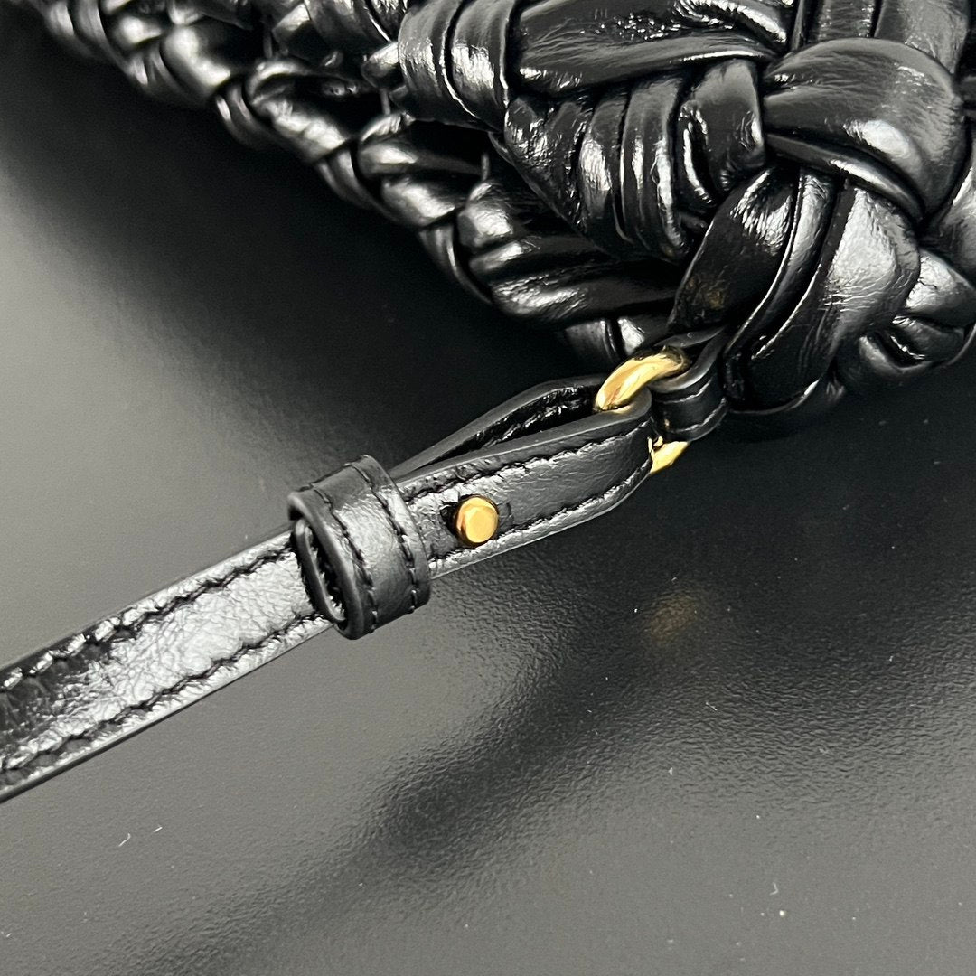 حقيبة Andiamo من Bottega Veneta