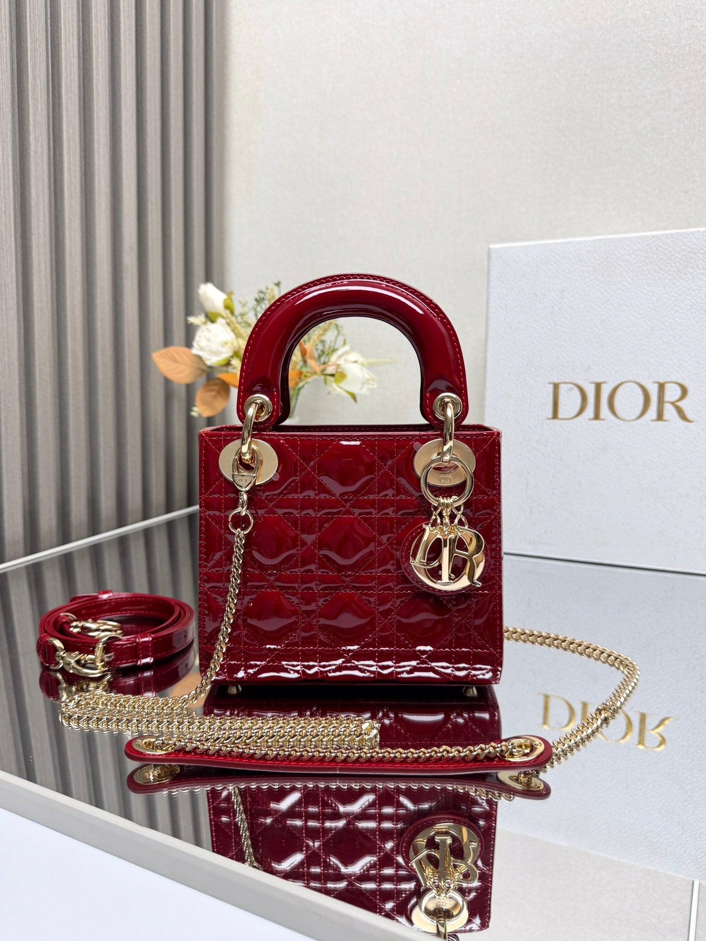 حقيبة Lady من Dior